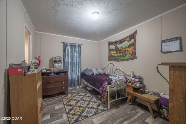 9237/9239 County Rd 90, Carthage, MO 64836