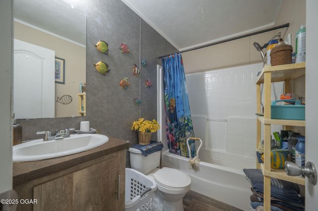 9237/9239 County Rd 90, Carthage, MO 64836