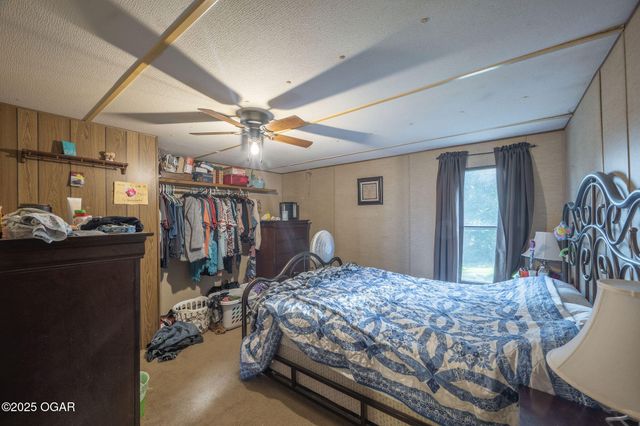 9237/9239 County Rd 90, Carthage, MO 64836
