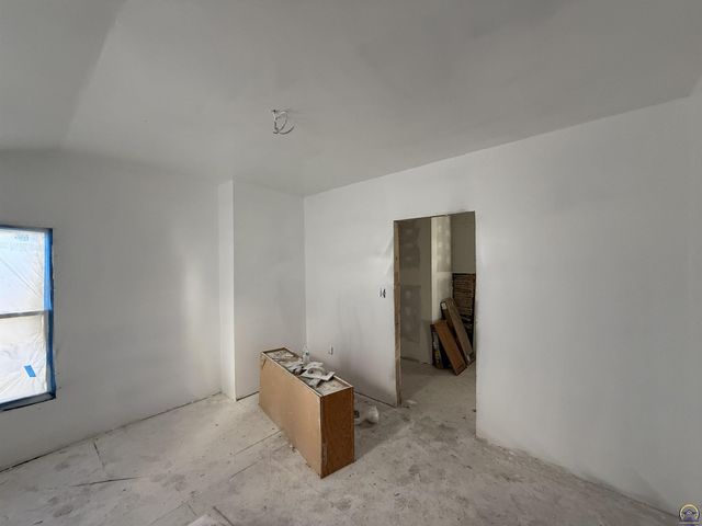 427 SW Jewell AVE, Topeka, KS 66606