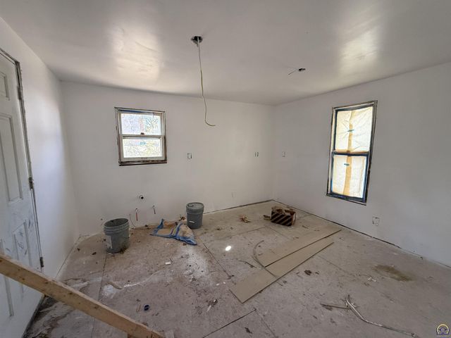 427 SW Jewell AVE, Topeka, KS 66606