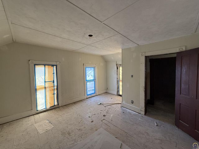 427 SW Jewell AVE, Topeka, KS 66606