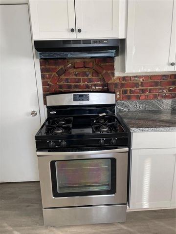 228 W 9th Street, Edmond, OK 73003