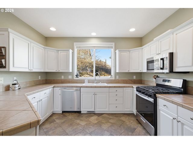 5475 L St, Washougal, WA 98671