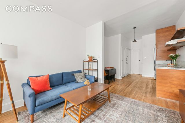 215 E 29th St Apt 33, New York City, NY 10016