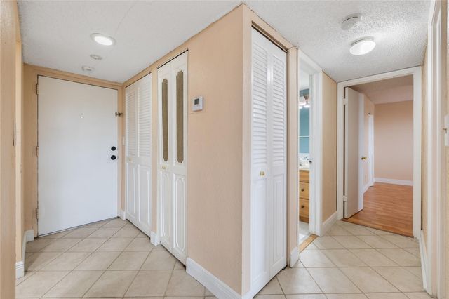 6190 Woodlands Boulevard 111, Tamarac, FL 33319