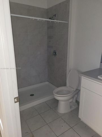 1161 SW 8th Ave, Florida City, FL 33034