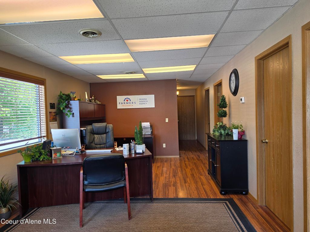 301 S Division St, Kellogg, ID 83837 photo 4