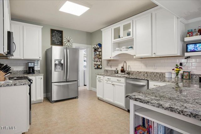1036 Rittertown Road, Hampton, TN 37658