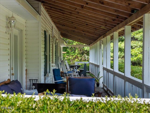 1036 Rittertown Road, Hampton, TN 37658