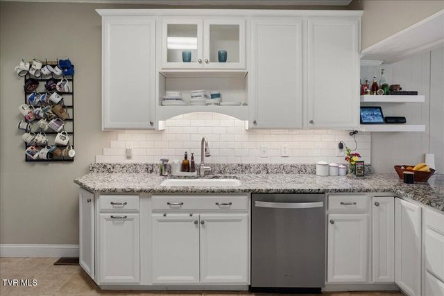 1036 Rittertown Road, Hampton, TN 37658
