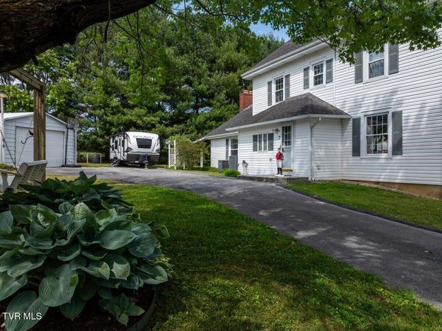 1036 Rittertown Road, Hampton, TN 37658