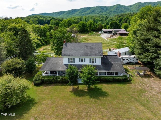 1036 Rittertown Road, Hampton, TN 37658