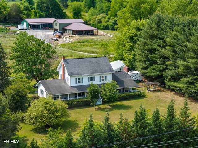 1036 Rittertown Road, Hampton, TN 37658