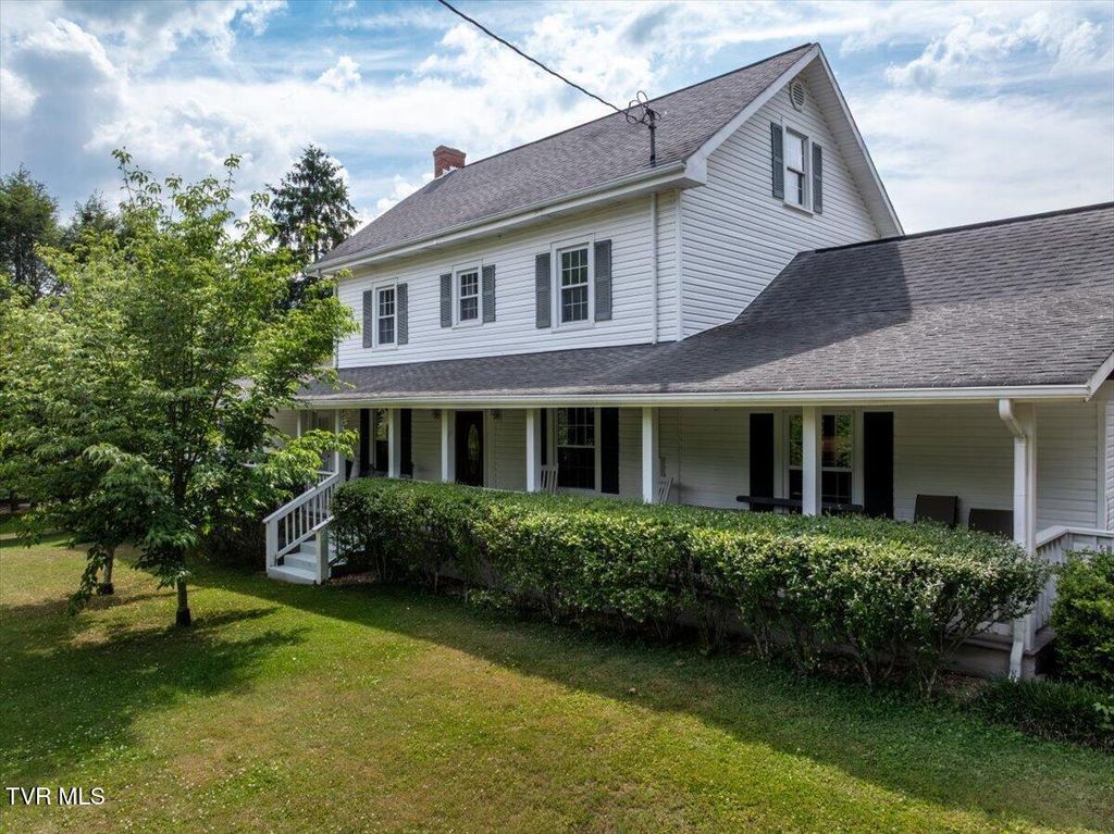1036 Rittertown Road, Hampton, TN 37658