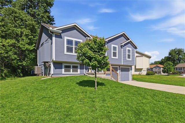 403 Timbercreek Drive, Belton, MO 64012