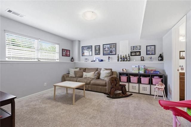 403 Timbercreek Drive, Belton, MO 64012