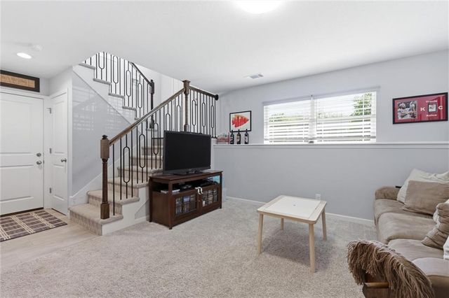 403 Timbercreek Drive, Belton, MO 64012