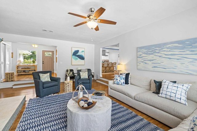 15 Star Lake Dr, Pensacola, FL 32507
