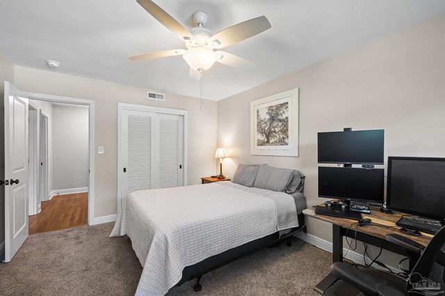 15 Star Lake Dr, Pensacola, FL 32507
