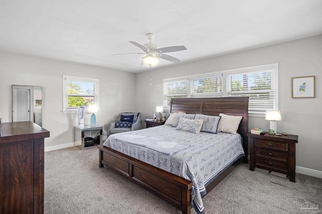 15 Star Lake Dr, Pensacola, FL 32507