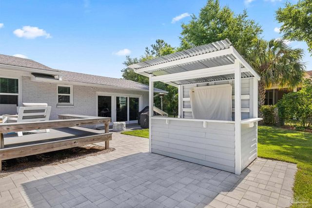 15 Star Lake Dr, Pensacola, FL 32507