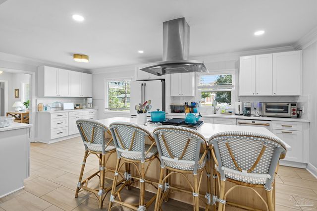 15 Star Lake Dr, Pensacola, FL 32507