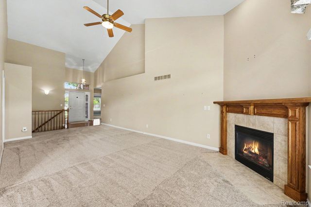 6670 Lexington Avenue S, Shelby Charter Township, MI 48317