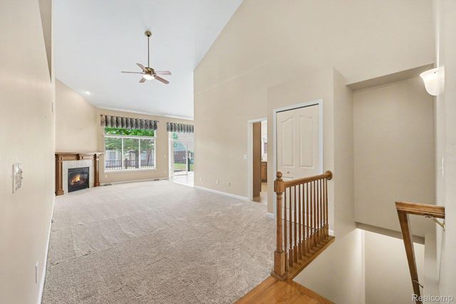 6670 Lexington Avenue S, Shelby Charter Township, MI 48317