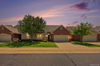 6670 Lexington Avenue S, Shelby Charter Township, MI 48317