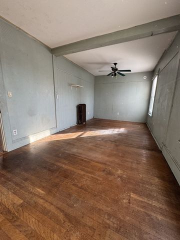 117 Willis St, New Bedford, MA 02740