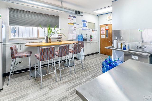 711 W 8th St, Pueblo, CO 81003