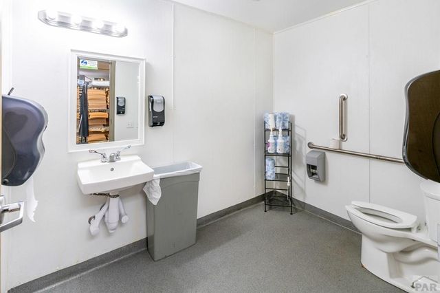 711 W 8th St, Pueblo, CO 81003