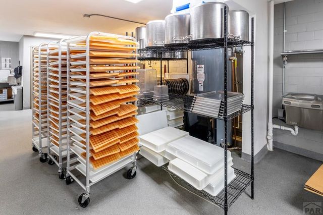 711 W 8th St, Pueblo, CO 81003