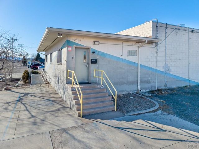 711 W 8th St, Pueblo, CO 81003