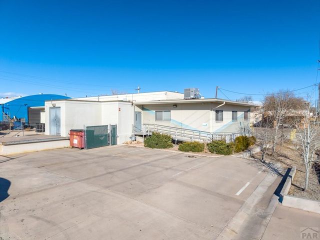 711 W 8th St, Pueblo, CO 81003