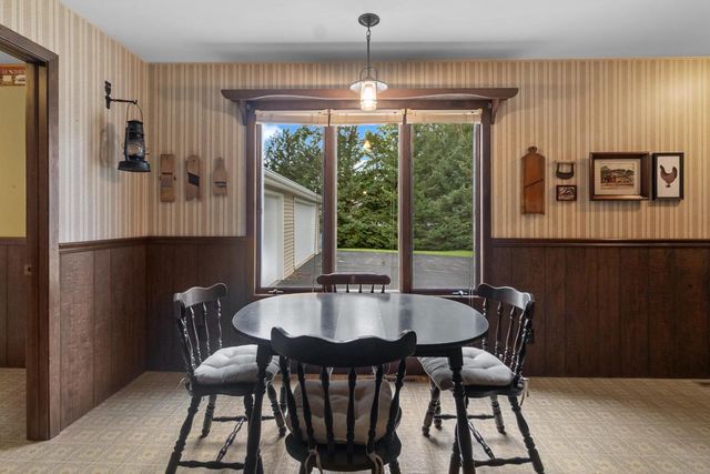 N1409 Hillside BOULEVARD, Genoa City, WI 53128