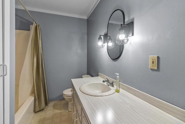 N1409 Hillside BOULEVARD, Genoa City, WI 53128