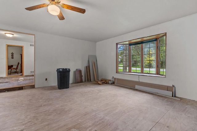 N1409 Hillside BOULEVARD, Genoa City, WI 53128