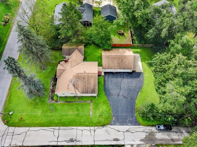 N1409 Hillside BOULEVARD, Genoa City, WI 53128