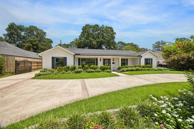 10018 Briar Forest Drive, Houston, TX 77042