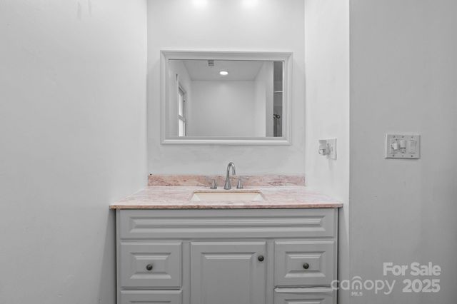 2338 Greater Druid Hills Boulevard, Hendersonville, NC 28791