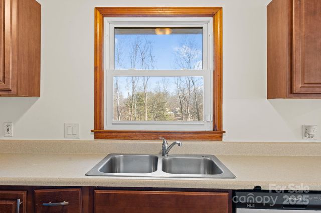 2338 Greater Druid Hills Boulevard, Hendersonville, NC 28791