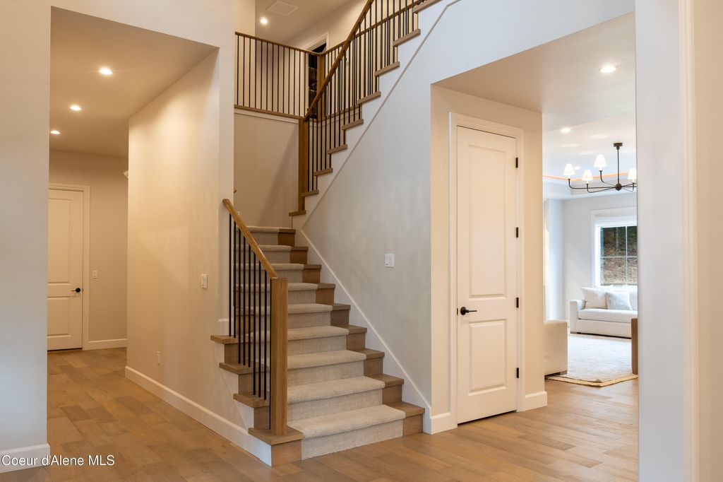 287 Mesa DR, Athol, ID 83801 photo 5