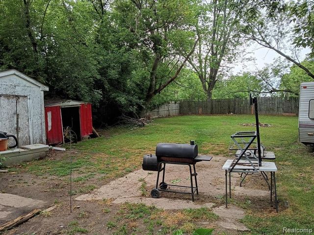 3288 Burnell Avenue, Flint, MI 48504