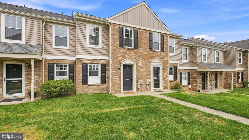 9 YORKTOWN CT #116 U-9, BLUE BELL, PA 19422 — photo 2