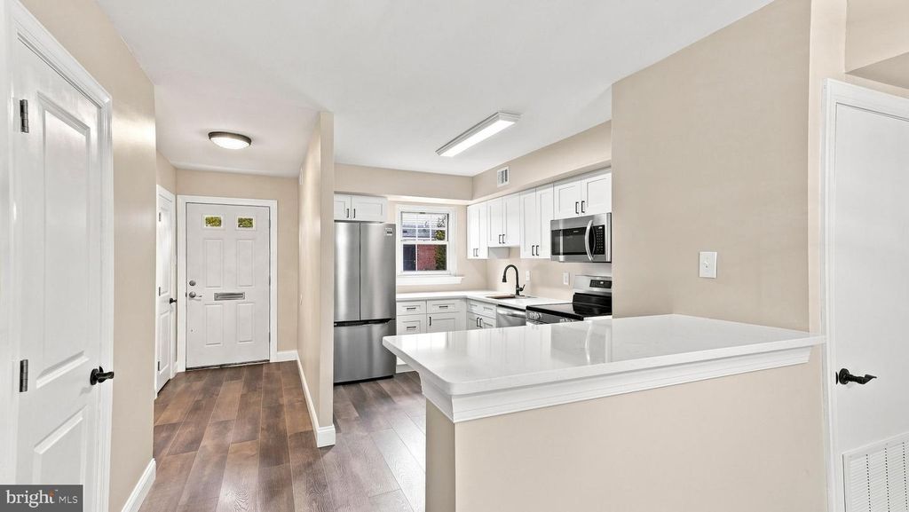 9 YORKTOWN CT #116 U-9, BLUE BELL, PA 19422 — photo 5