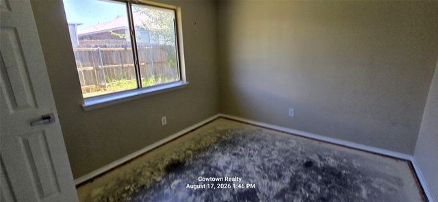 9325 Rhoni Court, Fort Worth, TX 76140