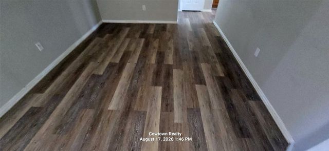 9325 Rhoni Court, Fort Worth, TX 76140