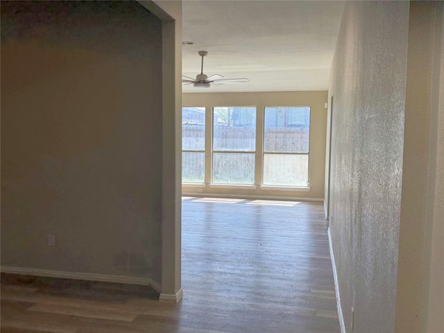 9325 Rhoni Court, Fort Worth, TX 76140